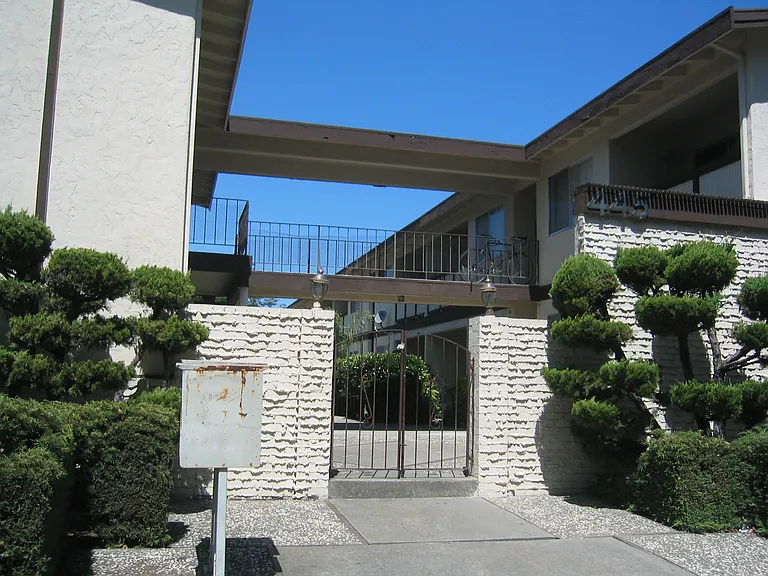 445 Acalanes Dr #9 — Photo 6