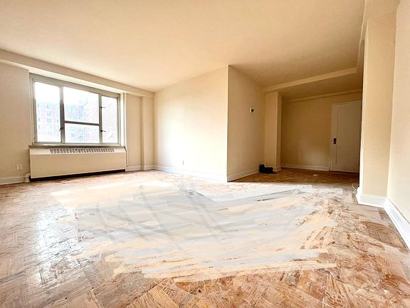 4th image of 189-04 64th Ave Floor 7