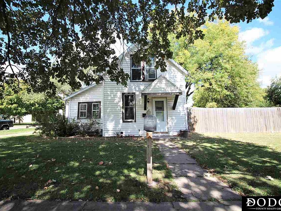 1st image of 746 W Military Ave