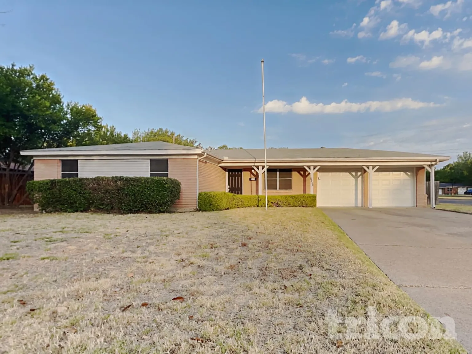 1141 Reed Street Hurst TX — Photo 2