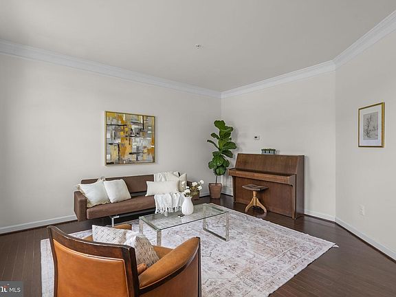 5th image of 2826 Bridalwreath Ct