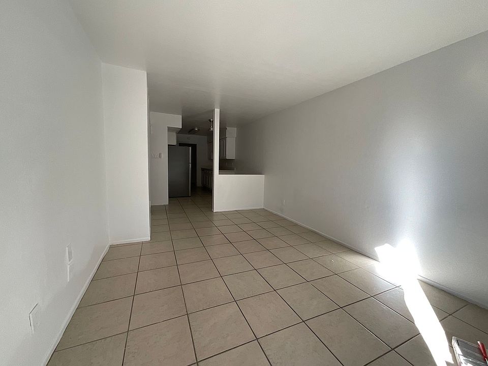 1st image of 115 W Inglewood St APT 3