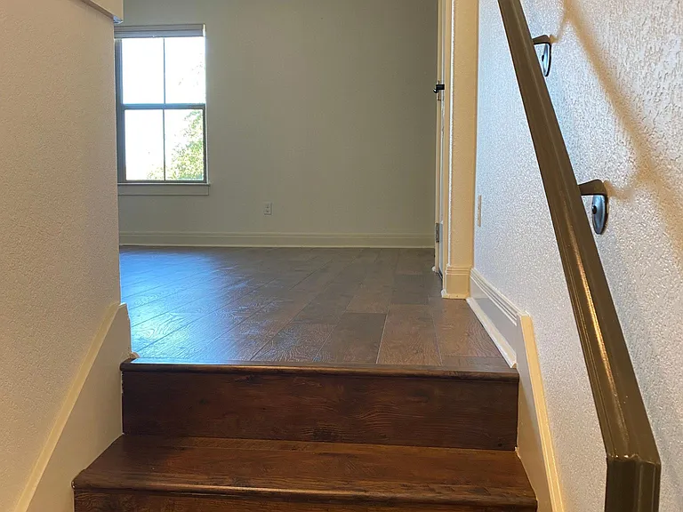 4312 Falconhead Nest Dr — Photo 21