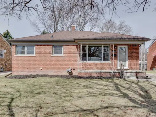 17320 Leslie Ave, Allen Park, MI 48101