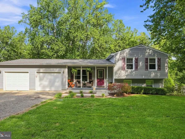 520 Cropp Rd, Fredericksburg, VA 22406