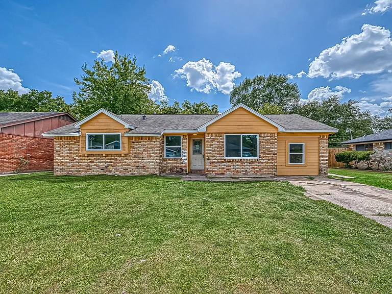 5606 Elm Springs Dr — Photo 1