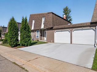 Greenfields Estates, Saint Albert, AB T8N 2G2