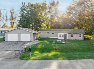 4585 Melody Ln, Oshkosh, WI 54904