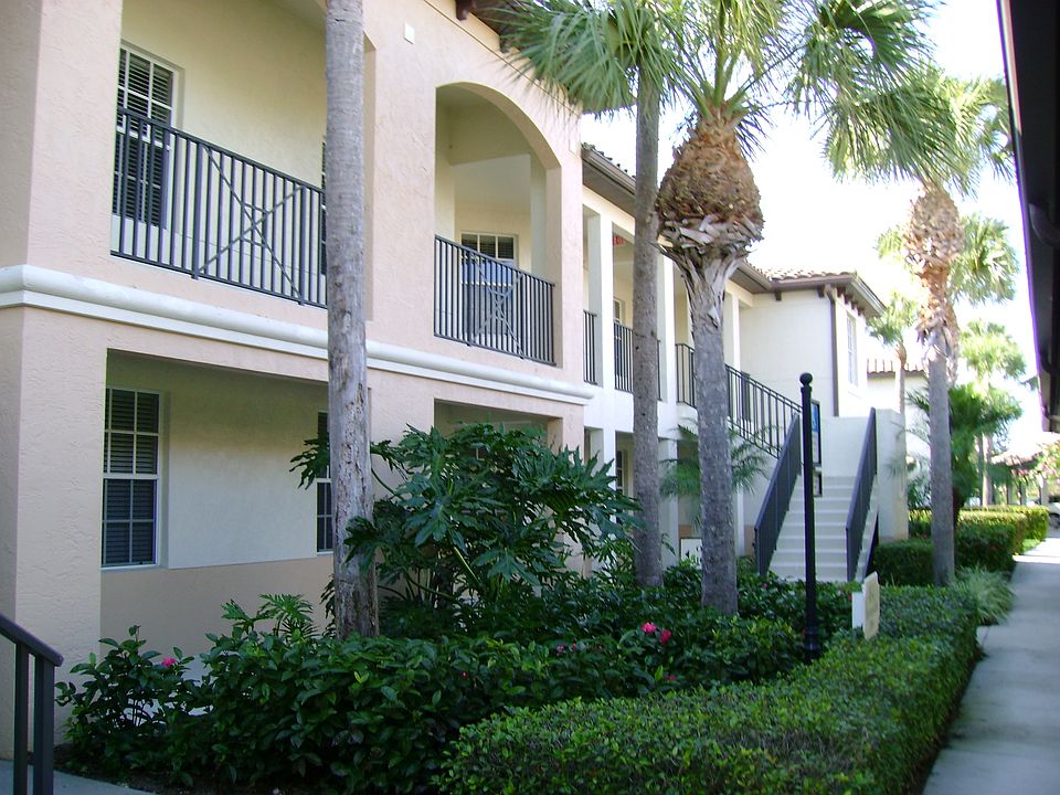 1st image of 4641 Turnberry Lake Dr Unit 103