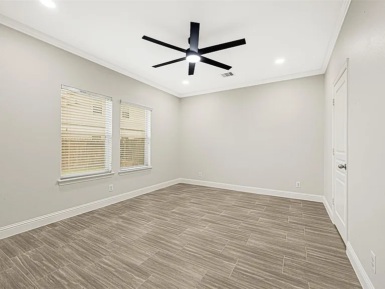 11015 Harston Dr — Photo 18