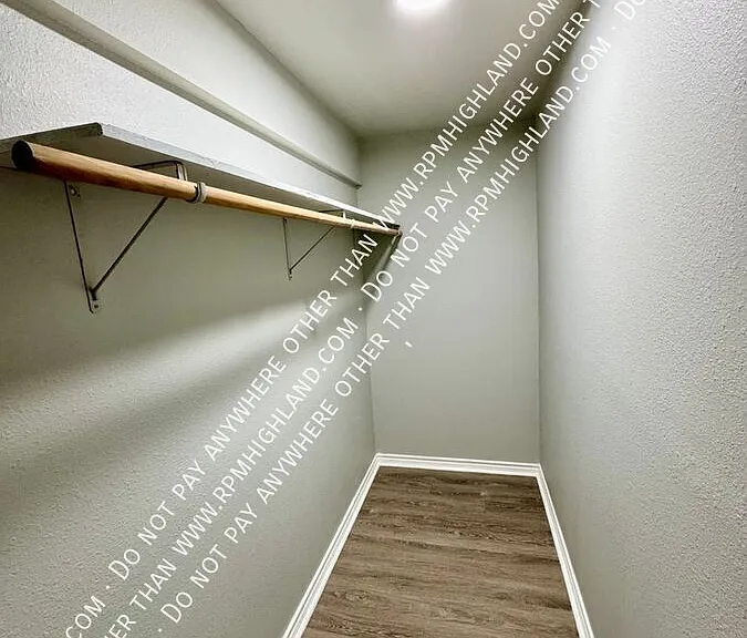 705 Sunrise Ave #202 — Photo 28