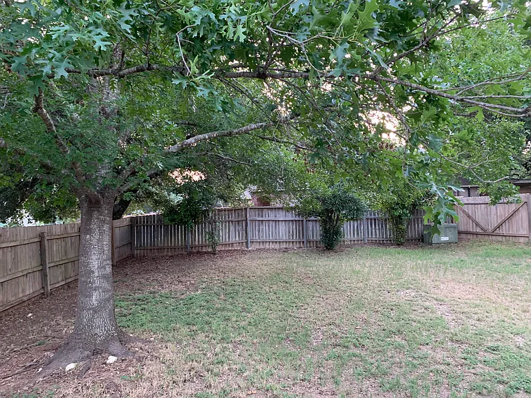 10403 Pelican Oak Dr — Photo 18