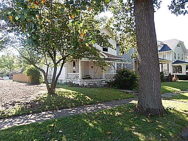117 Monroe St photo 1