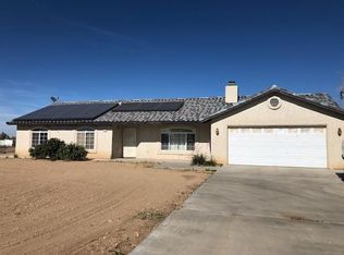 11173 5th St, Hesperia, CA 92345