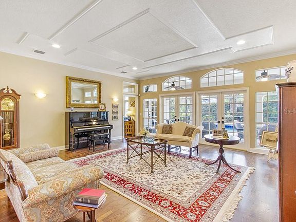 4th image of 2704 Phillips Park Ct