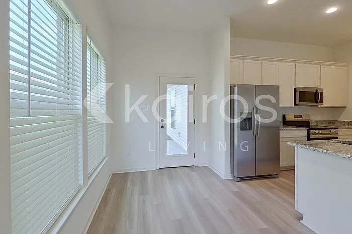 215 Peppercorn Way — Photo 5