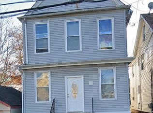 73 Commerce St, Perth Amboy, NJ 08861