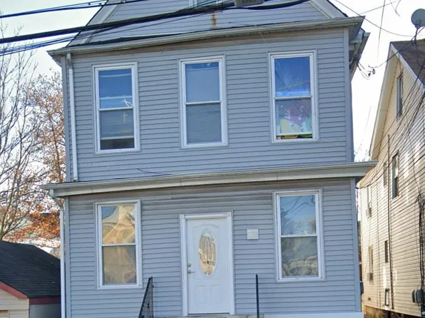 73 Commerce St, Perth Amboy, NJ 08861