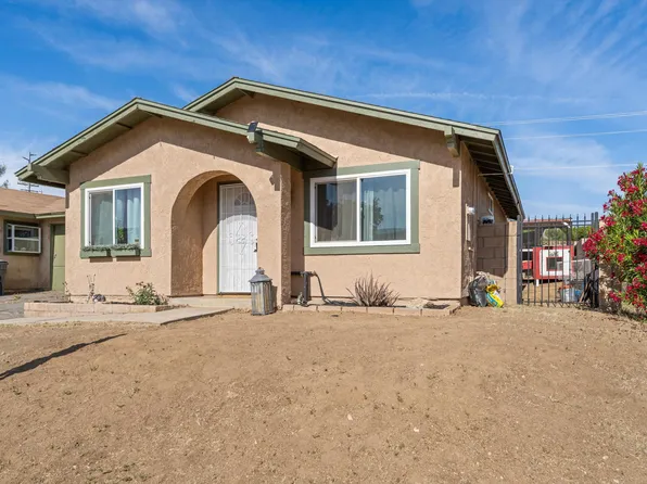 42045 Thornbush Ave, Quartz Hill, CA 93536