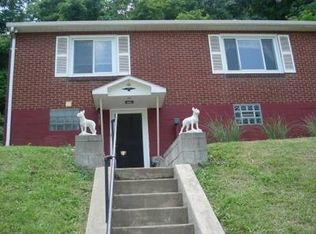 1080 Happy Hollow Rd, Elizabeth, PA 15037