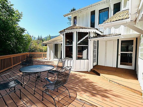 River View Deck