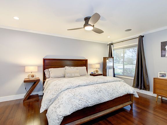 5th image of 2868 Corvo Pl