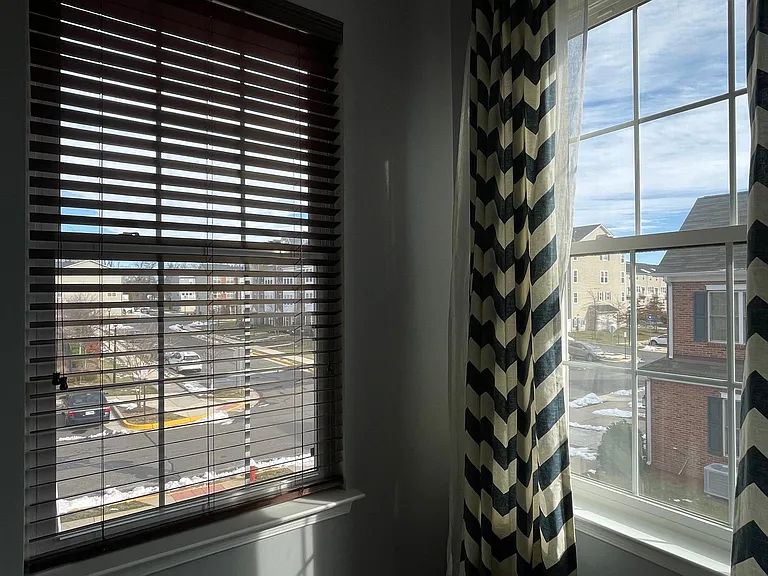 44037 Vaira Ter #290 — Photo 28