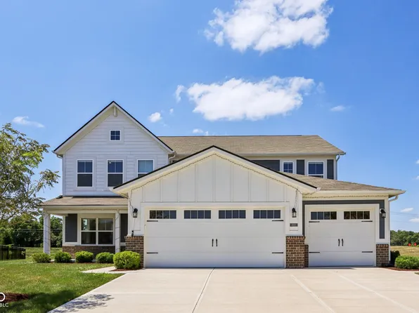 4980 S Canton Cir, New Palestine, IN 46163