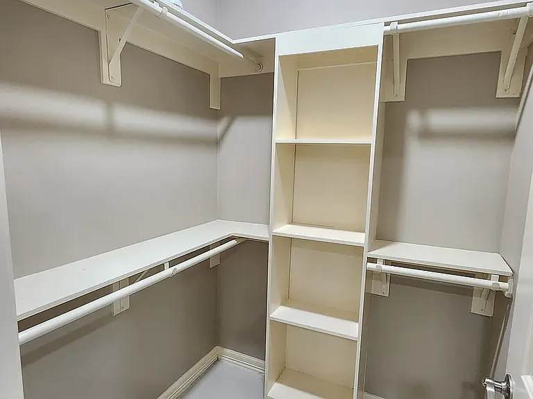 205 W Rutherford Ave #4 — Photo 10