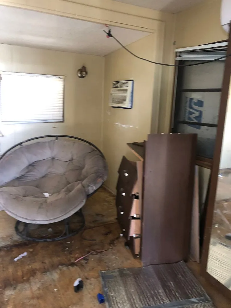 Esperanza RV and Mobile Home Park — Photo 2