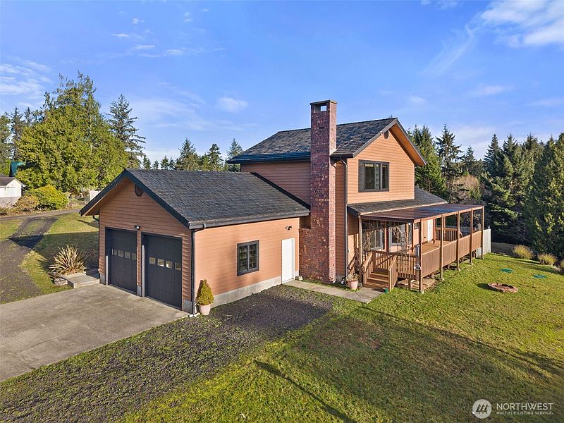 2nd image of 15 Spruce Lane