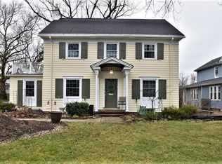 3134 Chadbourne Rd, Shaker Heights, OH 44120