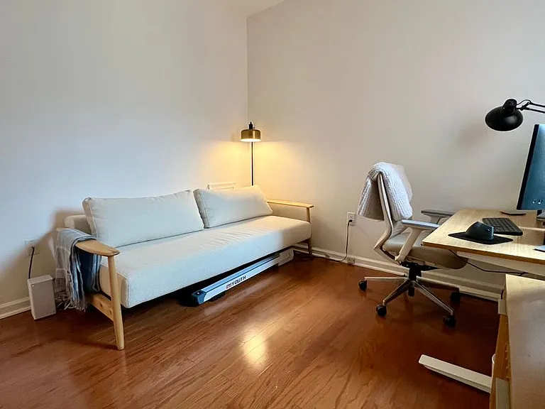 136 N Bread St #422 — Photo 31