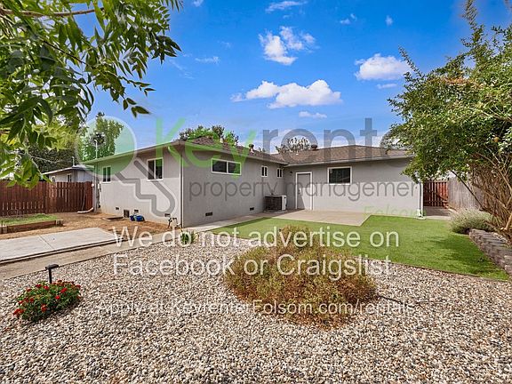5th image of 10364 Newton Way