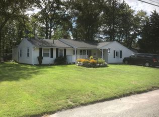 19 Christopher Rd, Brockton, MA 02302