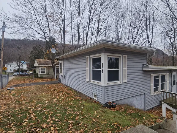 (undisclosed Address), New Haven, CT 06515