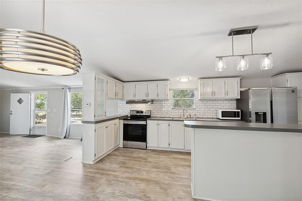 36001 Crawford Rd, Spicewood, TX 78669 Zillow