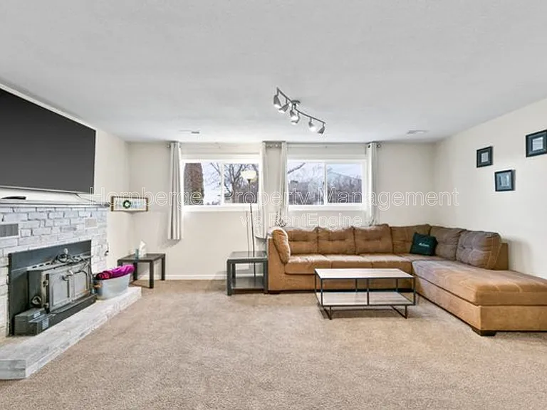 4510 N Sommer St — Photo 8