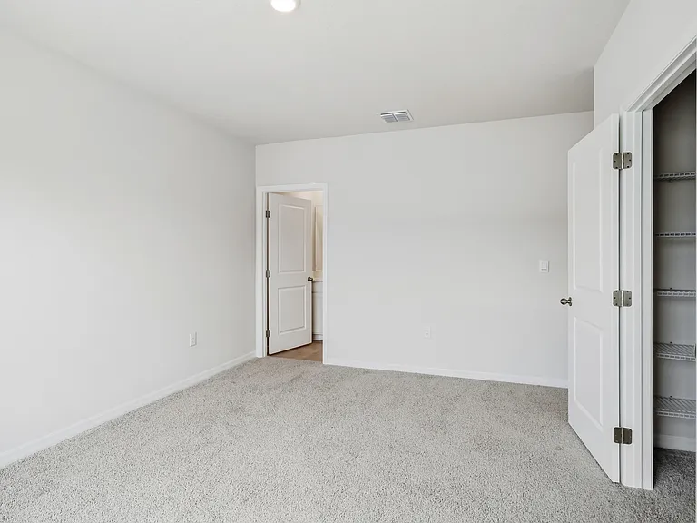 7720 42nd Ln N — Photo 32