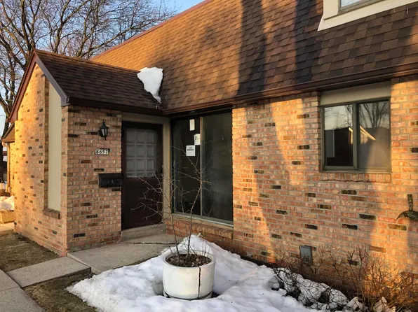 8657 N 72nd St #8657, Milwaukee, WI 53223