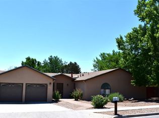 325 Kilby Ave, Los Alamos, NM 87547