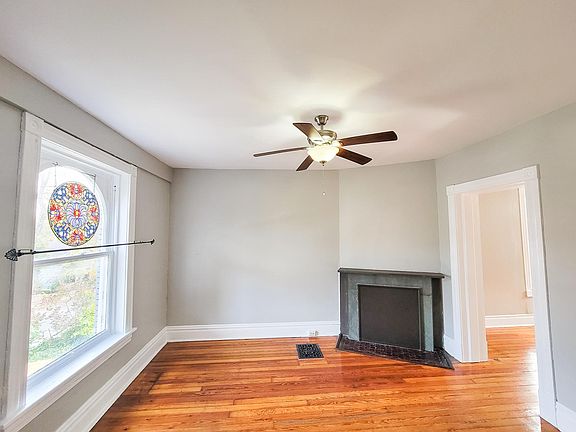 4th image of 6910 Dale Ave