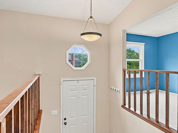 4th image of 7455 Prairie Lake Dr