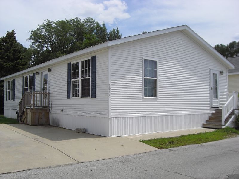 2nd image of 1014 Testa Dr