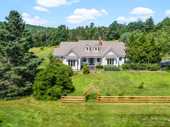 185 South Road, Holden, ME 04429