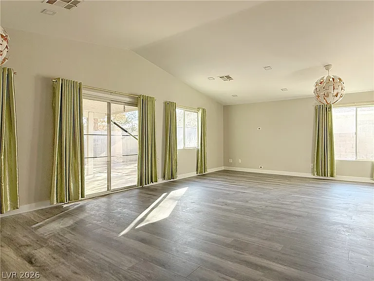 9362 Santa Fe Rose St — Photo 10