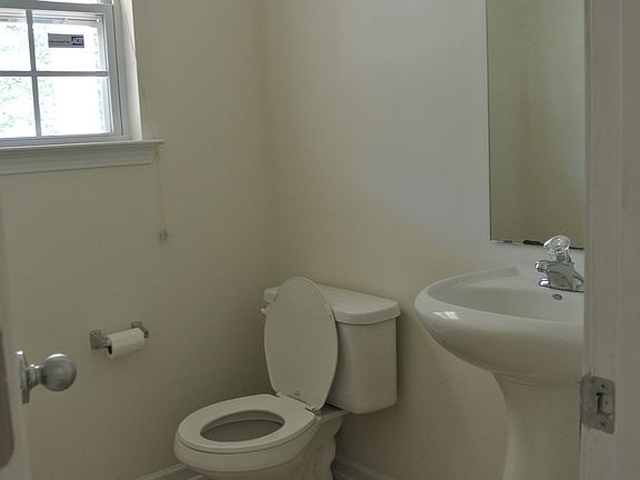 5th image of 7220 Aragorn Ln