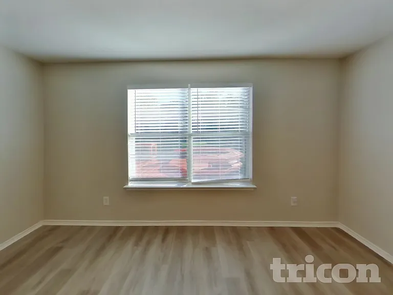 10411 Trotters Bay — Photo 5