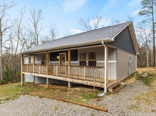 182 S Walden Dr, Harriman, TN 37748