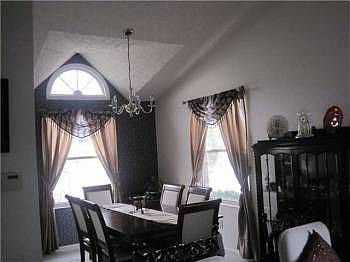 2nd image of 4817 Augustus Ct